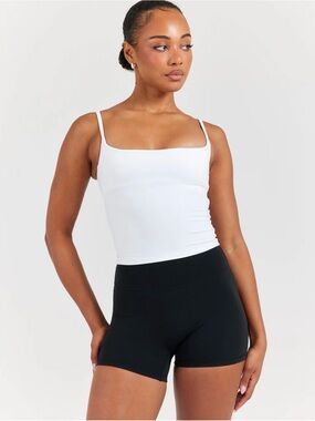 Elite Eleven Solea Core Tank in White
